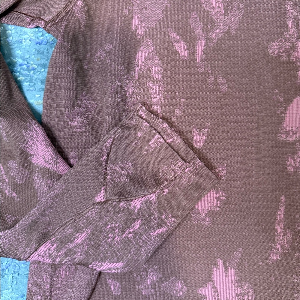 Lululemon Swiftly Tech 2.0 Shirt Race Length - Picture 3 of 6